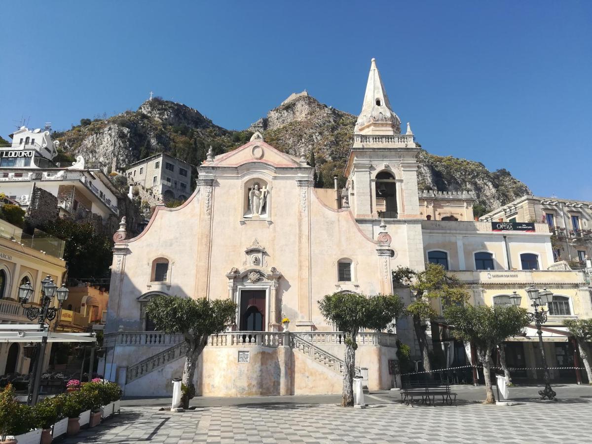 Al Bajah Loft Monovano Con Requisiti Hotel Taormina Zewnętrze zdjęcie