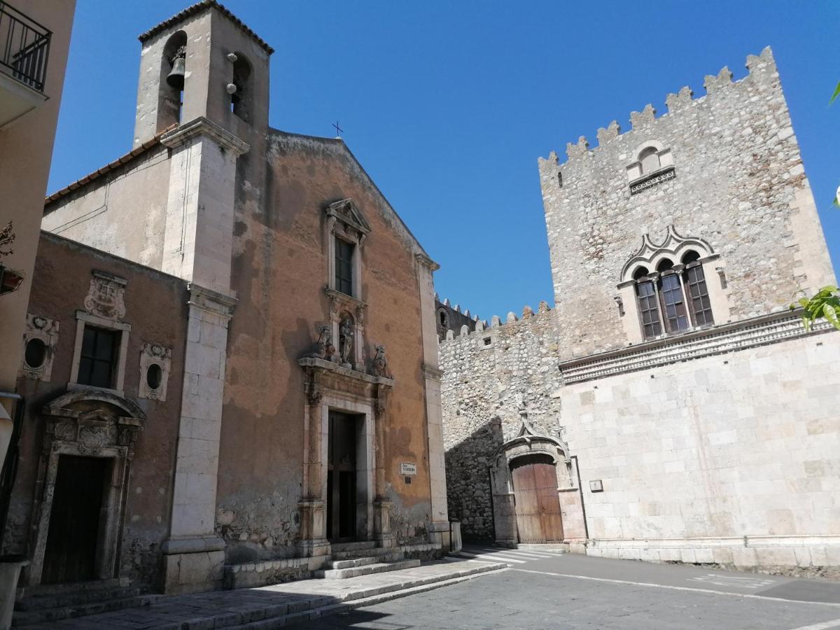 Al Bajah Loft Monovano Con Requisiti Hotel Taormina Zewnętrze zdjęcie