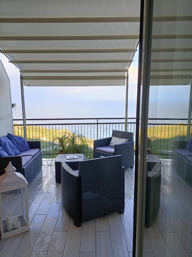 Al Bajah Loft Monovano Con Requisiti Hotel Taormina Zewnętrze zdjęcie